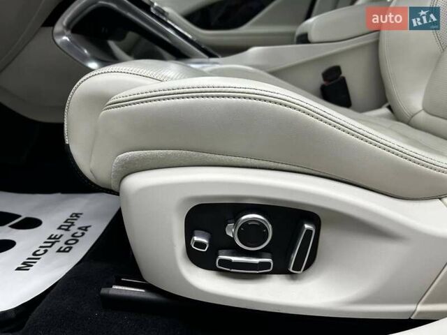 Серый Ягуар I-Pace, объемом двигателя 0 л и пробегом 152 тыс. км за 26000 $, фото 23 на Automoto.ua
