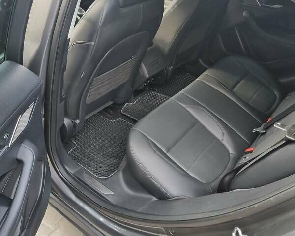 Серый Ягуар I-Pace, объемом двигателя 0 л и пробегом 89 тыс. км за 22700 $, фото 18 на Automoto.ua
