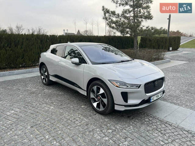 Серый Ягуар I-Pace, объемом двигателя 0 л и пробегом 49 тыс. км за 28300 $, фото 1 на Automoto.ua