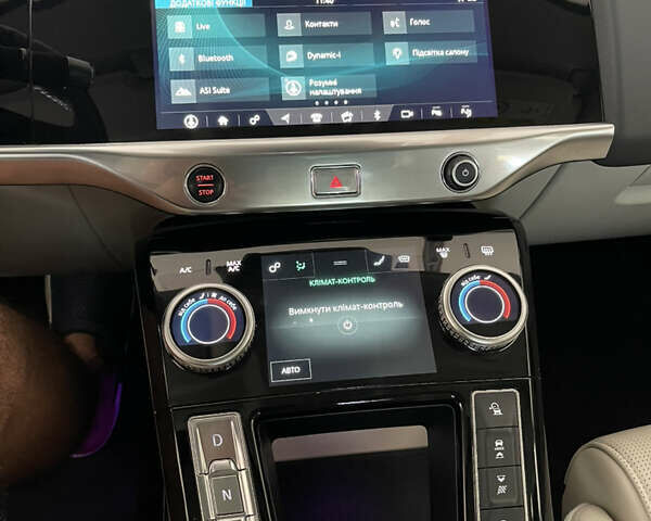 Серый Ягуар I-Pace, объемом двигателя 0 л и пробегом 150 тыс. км за 29000 $, фото 15 на Automoto.ua