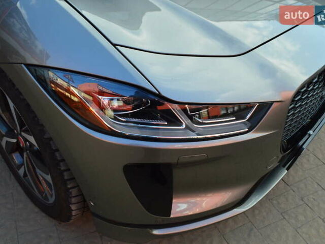 Серый Ягуар I-Pace, объемом двигателя 0 л и пробегом 98 тыс. км за 27400 $, фото 6 на Automoto.ua