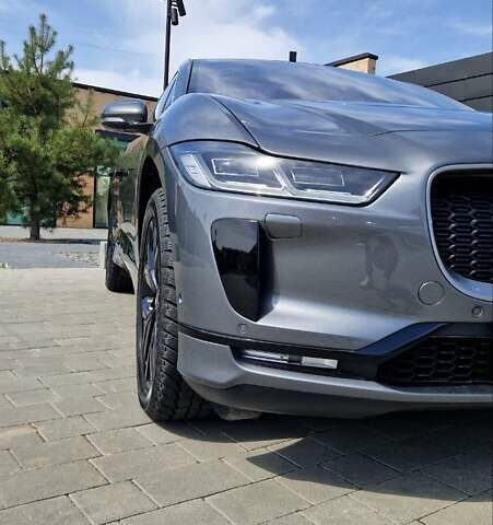 Серый Ягуар I-Pace, объемом двигателя 0 л и пробегом 145 тыс. км за 23900 $, фото 28 на Automoto.ua