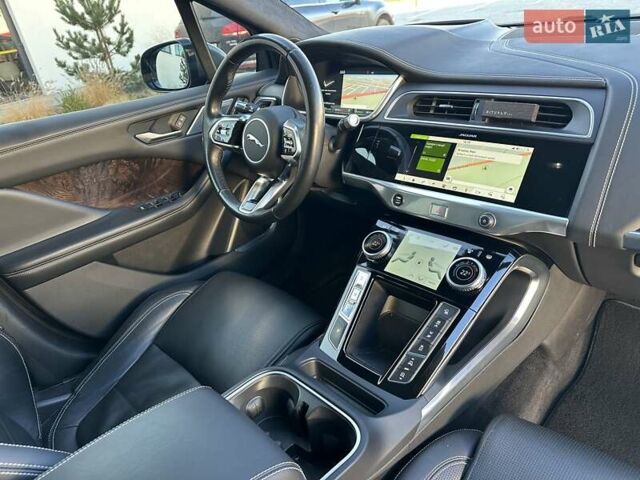 Серый Ягуар I-Pace, объемом двигателя 0 л и пробегом 94 тыс. км за 25900 $, фото 81 на Automoto.ua
