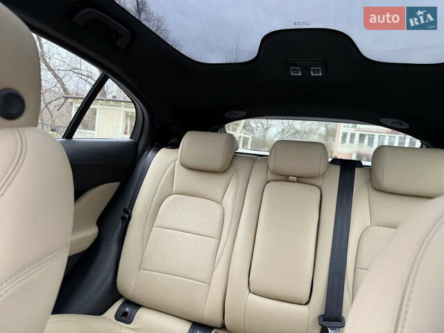 Серый Ягуар I-Pace, объемом двигателя 0 л и пробегом 117 тыс. км за 27000 $, фото 10 на Automoto.ua