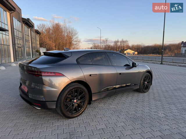 Серый Ягуар I-Pace, объемом двигателя 0 л и пробегом 123 тыс. км за 26500 $, фото 2 на Automoto.ua