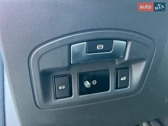 Серый Ягуар I-Pace, объемом двигателя 0 л и пробегом 155 тыс. км за 29990 $, фото 20 на Automoto.ua