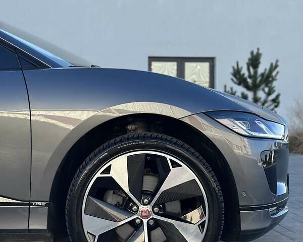Серый Ягуар I-Pace, объемом двигателя 0 л и пробегом 94 тыс. км за 25900 $, фото 23 на Automoto.ua