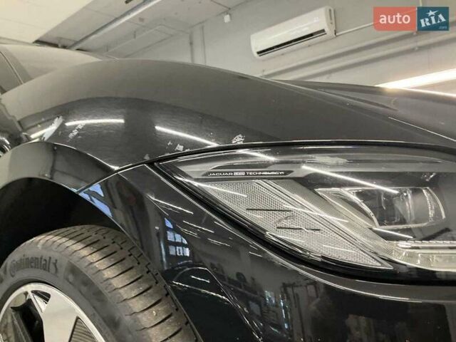 Серый Ягуар I-Pace, объемом двигателя 0 л и пробегом 95 тыс. км за 21950 $, фото 8 на Automoto.ua