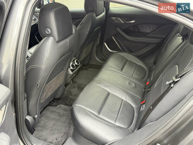 Сірий Ягуар I-Pace, об'ємом двигуна 0 л та пробігом 115 тис. км за 28000 $, фото 40 на Automoto.ua
