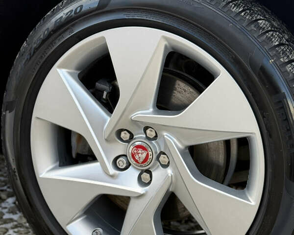 Серый Ягуар I-Pace, объемом двигателя 0 л и пробегом 169 тыс. км за 23499 $, фото 115 на Automoto.ua