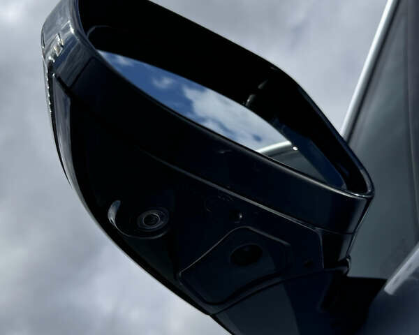Серый Ягуар I-Pace, объемом двигателя 0 л и пробегом 174 тыс. км за 25500 $, фото 52 на Automoto.ua