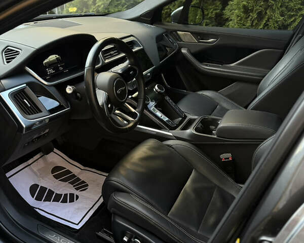 Серый Ягуар I-Pace, объемом двигателя 0 л и пробегом 54 тыс. км за 22500 $, фото 8 на Automoto.ua