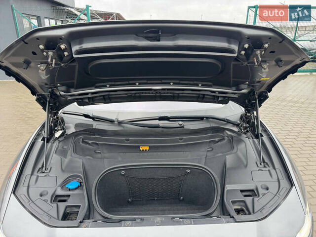 Серый Ягуар I-Pace, объемом двигателя 0 л и пробегом 149 тыс. км за 22978 $, фото 62 на Automoto.ua