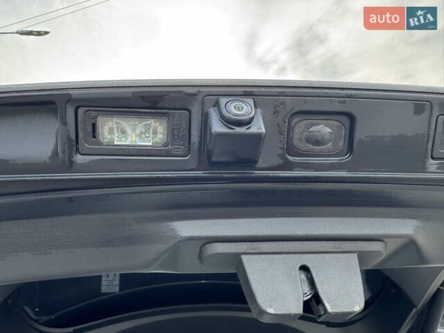 Серый Ягуар I-Pace, объемом двигателя 0 л и пробегом 143 тыс. км за 25500 $, фото 10 на Automoto.ua