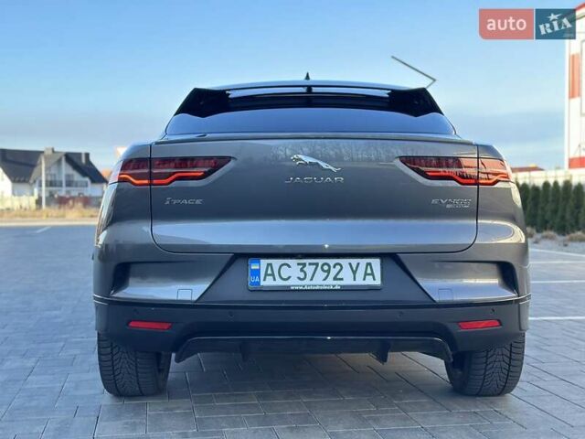 Серый Ягуар I-Pace, объемом двигателя 0 л и пробегом 94 тыс. км за 25900 $, фото 8 на Automoto.ua