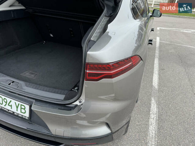Серый Ягуар I-Pace, объемом двигателя 0 л и пробегом 118 тыс. км за 23000 $, фото 16 на Automoto.ua