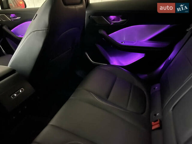Серый Ягуар I-Pace, объемом двигателя 0 л и пробегом 109 тыс. км за 35000 $, фото 18 на Automoto.ua