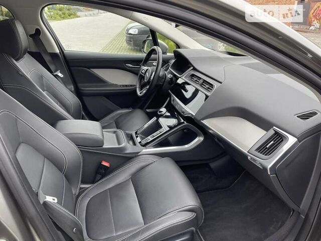 Серый Ягуар I-Pace, объемом двигателя 0 л и пробегом 107 тыс. км за 38500 $, фото 14 на Automoto.ua