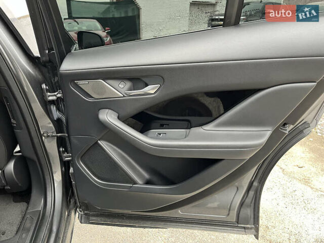 Сірий Ягуар I-Pace, об'ємом двигуна 0 л та пробігом 105 тис. км за 25900 $, фото 17 на Automoto.ua