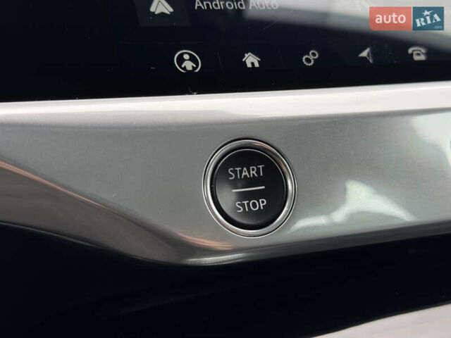 Серый Ягуар I-Pace, объемом двигателя 0 л и пробегом 150 тыс. км за 20900 $, фото 39 на Automoto.ua