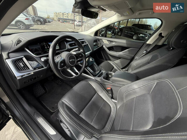 Серый Ягуар I-Pace, объемом двигателя 0 л и пробегом 89 тыс. км за 24900 $, фото 27 на Automoto.ua