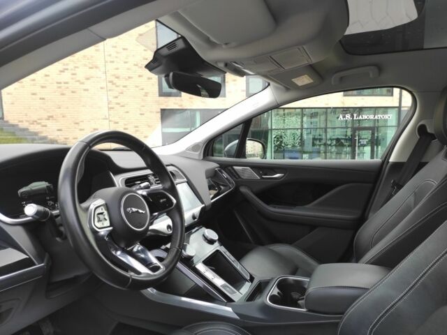 Серый Ягуар I-Pace, объемом двигателя 0 л и пробегом 160 тыс. км за 22921 $, фото 5 на Automoto.ua