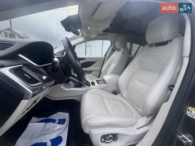 Серый Ягуар I-Pace, объемом двигателя 0 л и пробегом 129 тыс. км за 26500 $, фото 55 на Automoto.ua