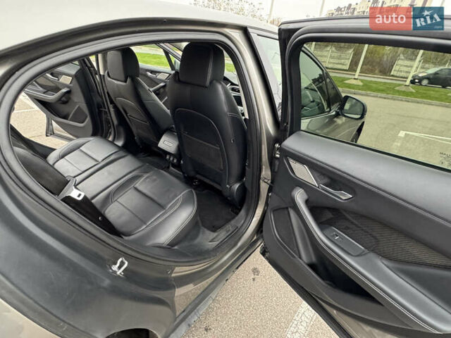 Серый Ягуар I-Pace, объемом двигателя 0 л и пробегом 118 тыс. км за 23000 $, фото 14 на Automoto.ua