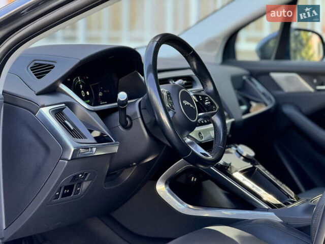 Серый Ягуар I-Pace, объемом двигателя 0 л и пробегом 142 тыс. км за 20900 $, фото 47 на Automoto.ua