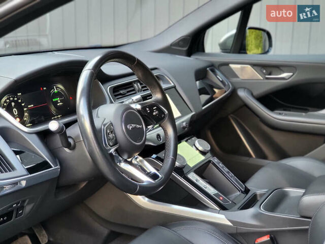 Серый Ягуар I-Pace, объемом двигателя 0 л и пробегом 112 тыс. км за 20900 $, фото 11 на Automoto.ua