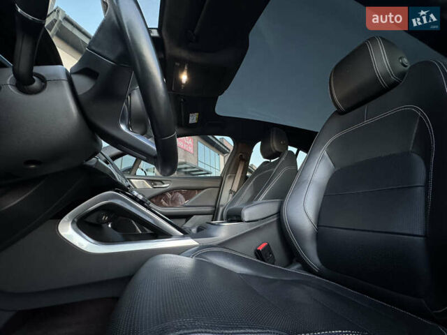 Серый Ягуар I-Pace, объемом двигателя 0 л и пробегом 123 тыс. км за 26500 $, фото 64 на Automoto.ua