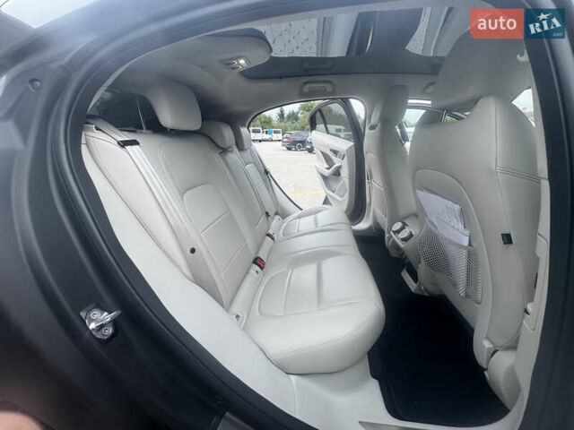 Серый Ягуар I-Pace, объемом двигателя 0 л и пробегом 129 тыс. км за 26500 $, фото 87 на Automoto.ua