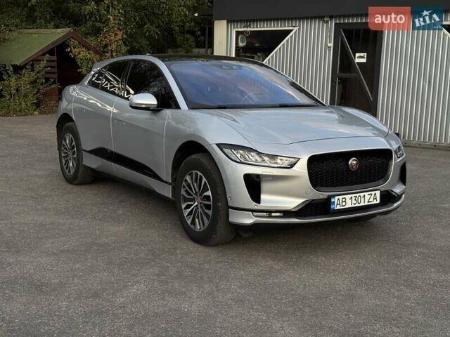 Серый Ягуар I-Pace, объемом двигателя 0 л и пробегом 209 тыс. км за 20900 $, фото 5 на Automoto.ua