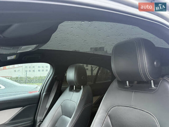 Серый Ягуар I-Pace, объемом двигателя 0 л и пробегом 169 тыс. км за 24999 $, фото 16 на Automoto.ua