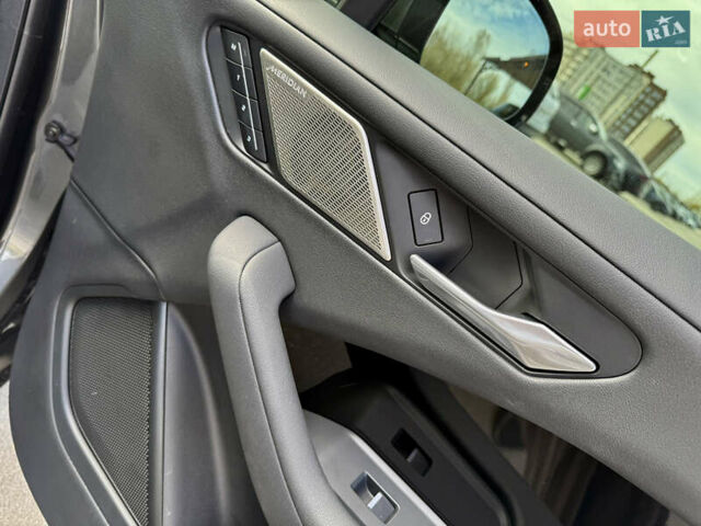 Серый Ягуар I-Pace, объемом двигателя 0 л и пробегом 89 тыс. км за 24900 $, фото 37 на Automoto.ua