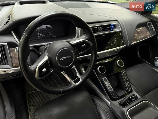 Серый Ягуар I-Pace, объемом двигателя 0 л и пробегом 98 тыс. км за 32000 $, фото 10 на Automoto.ua