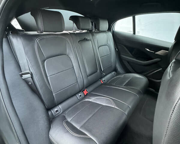Серый Ягуар I-Pace, объемом двигателя 0 л и пробегом 149 тыс. км за 21900 $, фото 46 на Automoto.ua