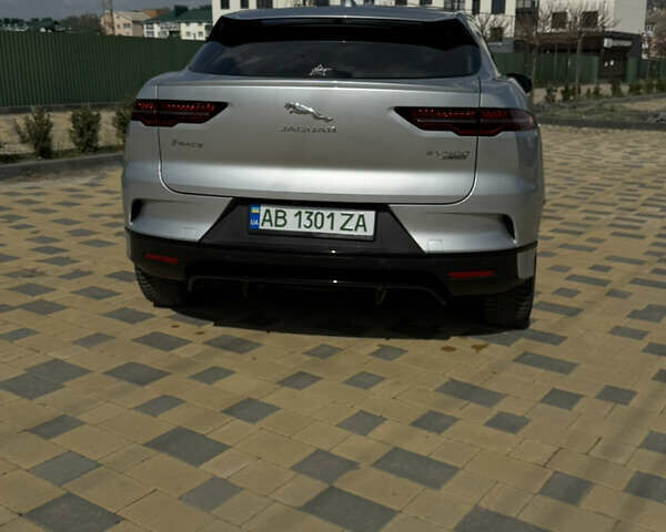 Серый Ягуар I-Pace, объемом двигателя 0 л и пробегом 212 тыс. км за 20500 $, фото 7 на Automoto.ua