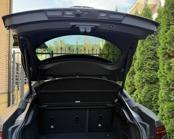 Серый Ягуар I-Pace, объемом двигателя 0 л и пробегом 54 тыс. км за 22500 $, фото 14 на Automoto.ua