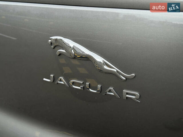 Серый Ягуар I-Pace, объемом двигателя 0 л и пробегом 150 тыс. км за 20900 $, фото 23 на Automoto.ua
