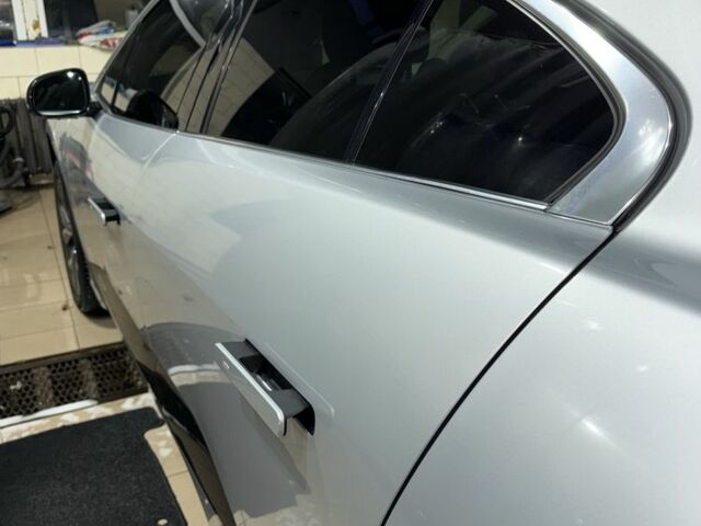 Сірий Ягуар I-Pace, об'ємом двигуна 0 л та пробігом 155 тис. км за 24800 $, фото 4 на Automoto.ua