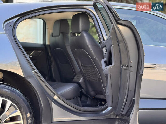 Серый Ягуар I-Pace, объемом двигателя 0 л и пробегом 142 тыс. км за 20900 $, фото 36 на Automoto.ua