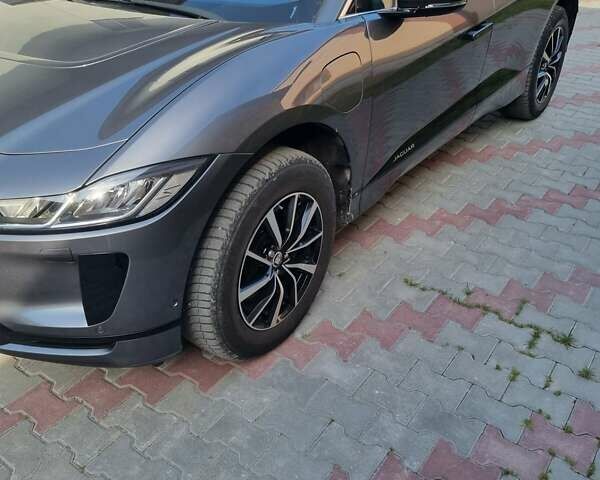 Серый Ягуар I-Pace, объемом двигателя 0 л и пробегом 89 тыс. км за 22700 $, фото 6 на Automoto.ua
