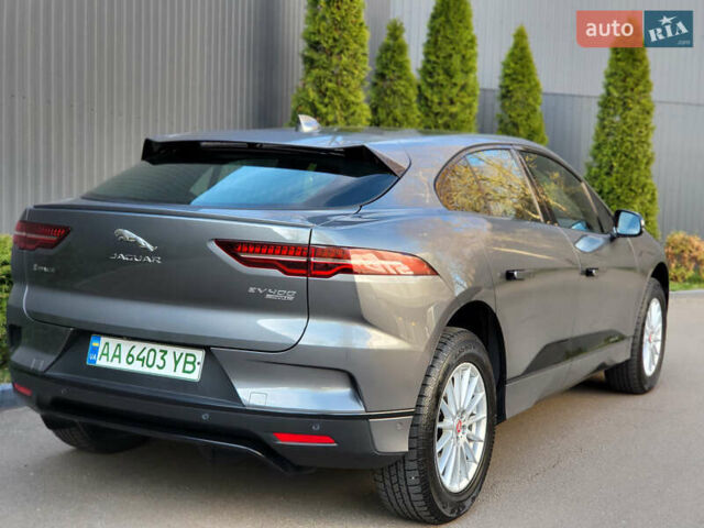 Серый Ягуар I-Pace, объемом двигателя 0 л и пробегом 112 тыс. км за 20900 $, фото 2 на Automoto.ua