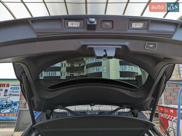 Серый Ягуар I-Pace, объемом двигателя 0 л и пробегом 72 тыс. км за 29499 $, фото 16 на Automoto.ua