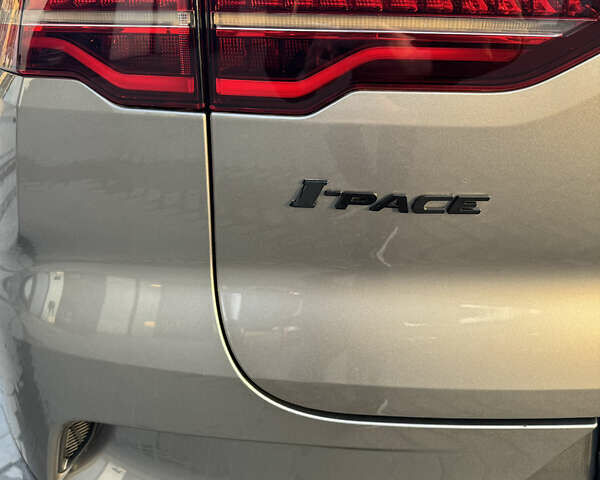Серый Ягуар I-Pace, объемом двигателя 0 л и пробегом 71 тыс. км за 33300 $, фото 5 на Automoto.ua