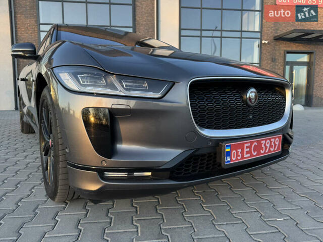 Серый Ягуар I-Pace, объемом двигателя 0 л и пробегом 123 тыс. км за 26500 $, фото 10 на Automoto.ua