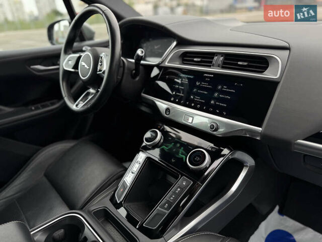 Серый Ягуар I-Pace, объемом двигателя 0 л и пробегом 150 тыс. км за 20900 $, фото 48 на Automoto.ua