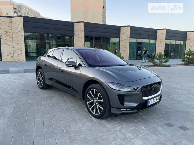 Серый Ягуар I-Pace, объемом двигателя 0 л и пробегом 97 тыс. км за 35000 $, фото 9 на Automoto.ua