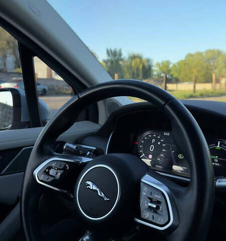 Серый Ягуар I-Pace, объемом двигателя 0 л и пробегом 55 тыс. км за 27600 $, фото 17 на Automoto.ua